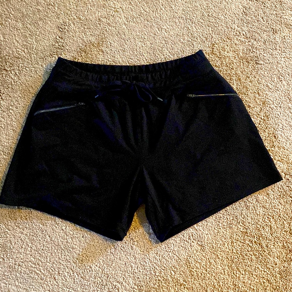 Avis Shorts - Medium - soft and stretch
